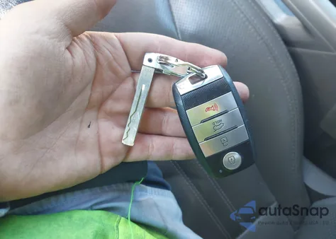 2016 Kia Sportage Ex z USA, uszkodzony, nr VIN KNDPCCAC9G7851019